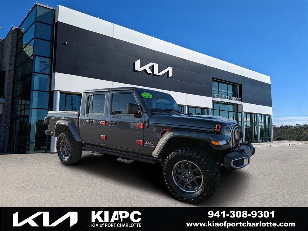 2023 Jeep Gladiator Overland Crew Cab 4WD