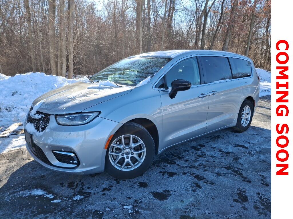 2024 Chrysler Pacifica Touring L FWD