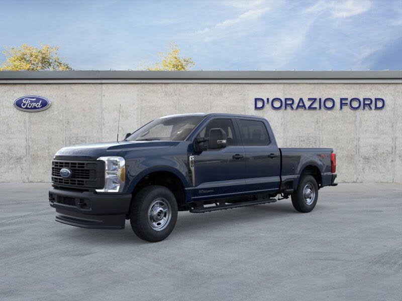 2025 Ford F-250 Super Duty XL Crew Cab 4WD