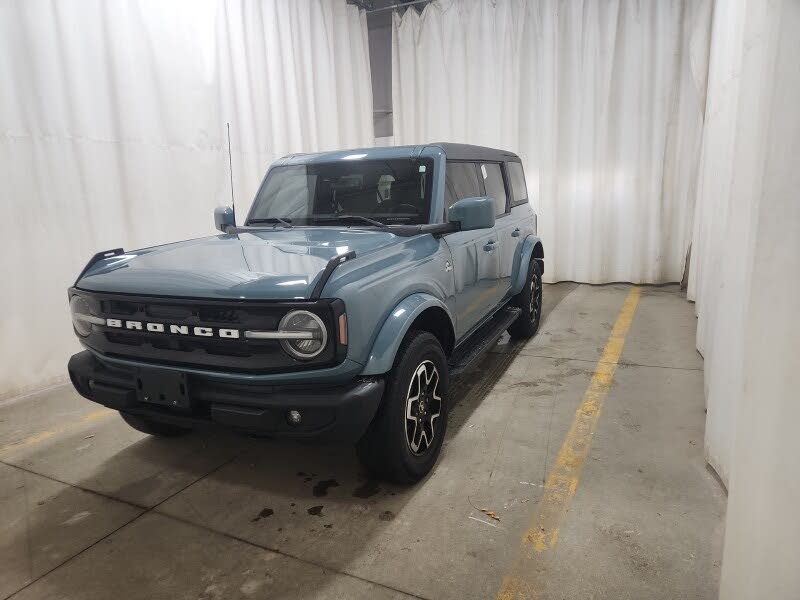 2021 Ford Bronco Outer Banks 4-Door 4WD
