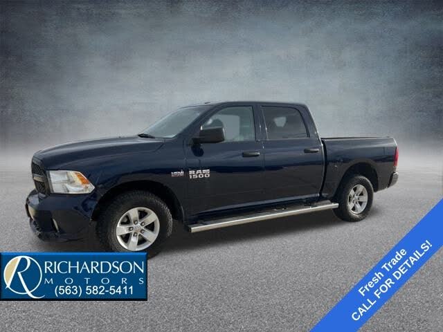 2017 RAM 1500 Express Crew Cab 4WD