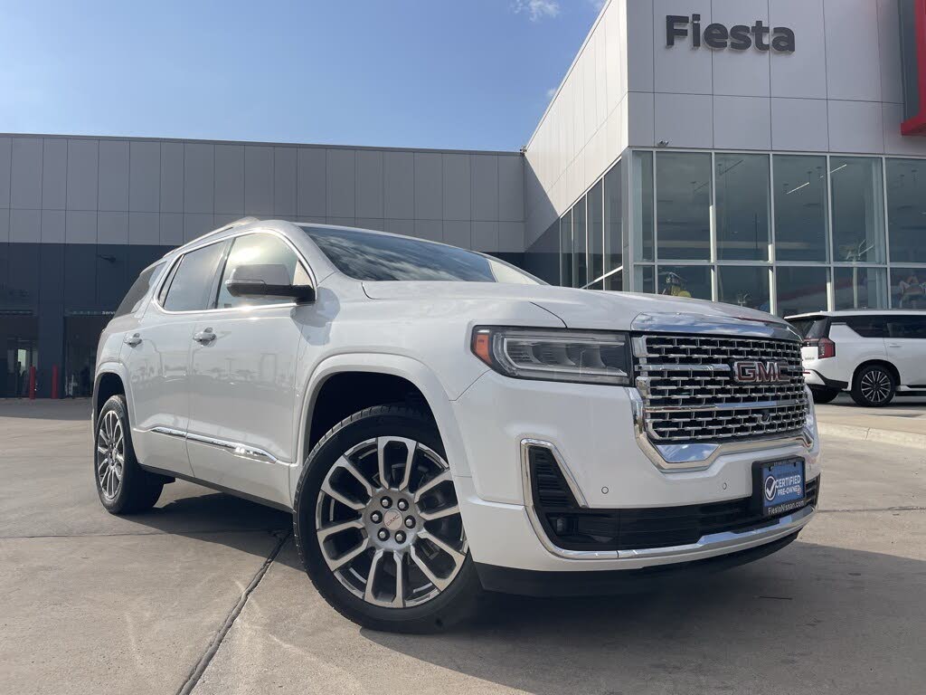 2023 GMC Acadia Denali FWD
