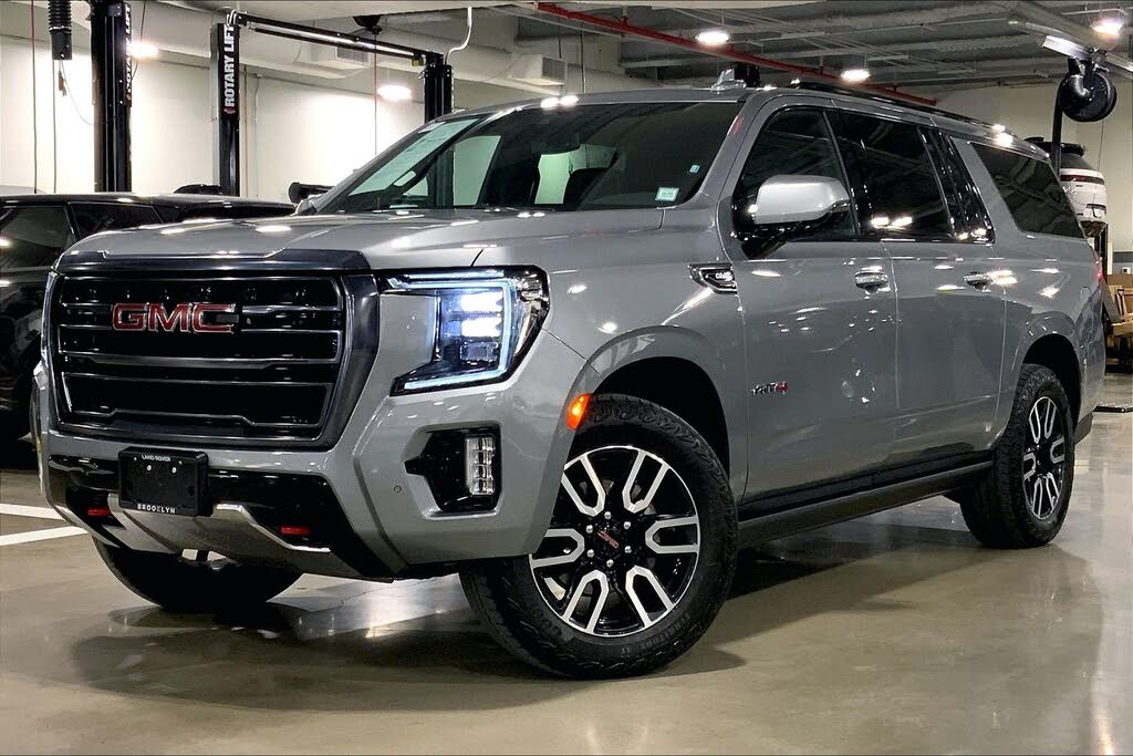 2023 GMC Yukon XL AT4 4WD