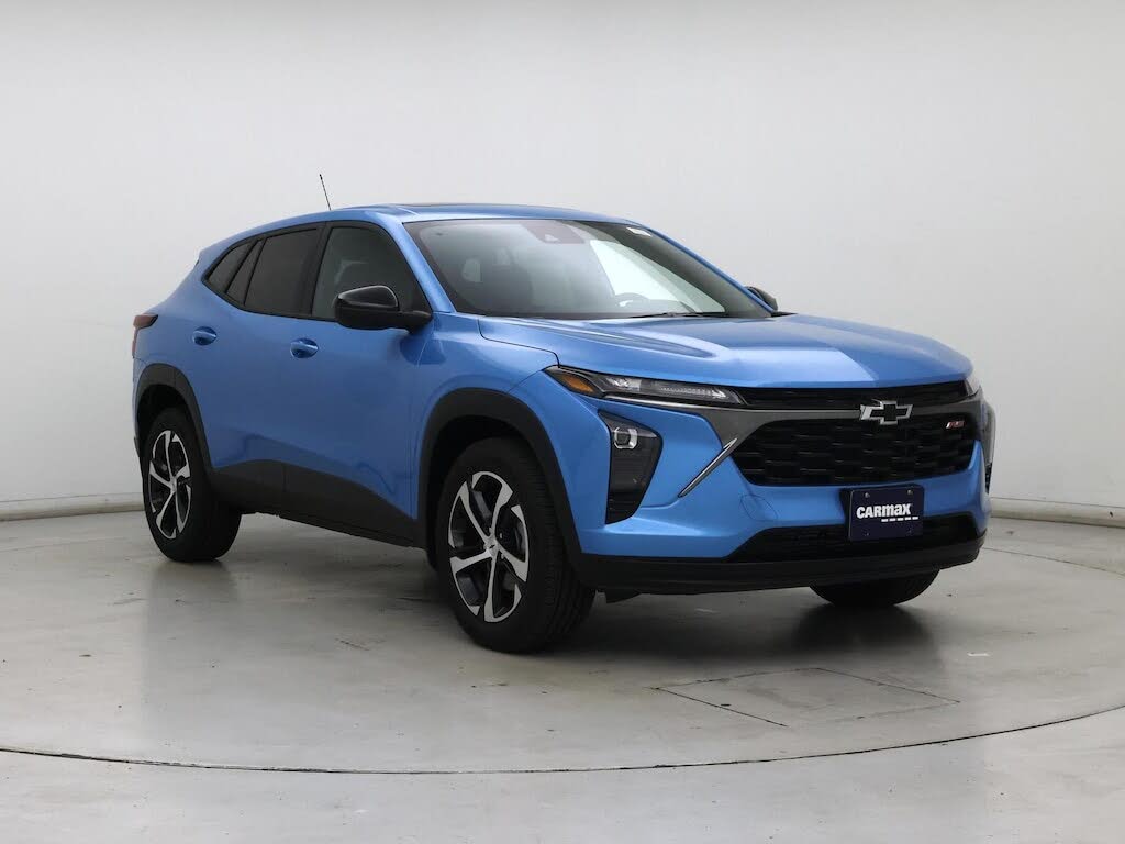 2025 Chevrolet Trax RS with 1RS FWD