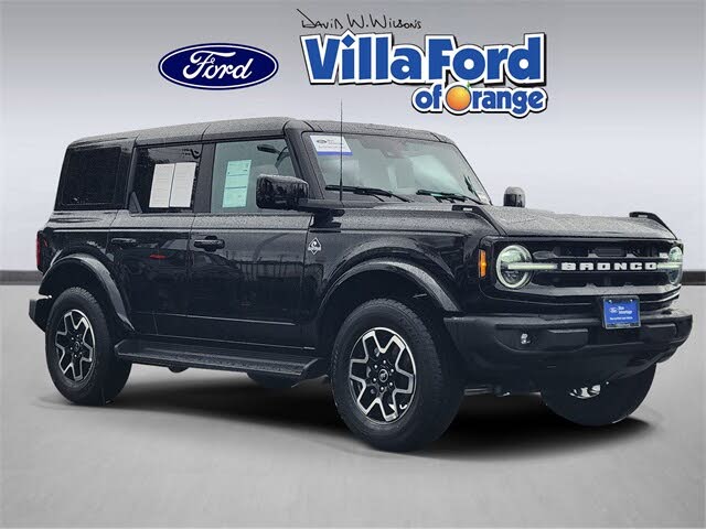 2025 Ford Bronco Outer Banks 4-Door 4WD