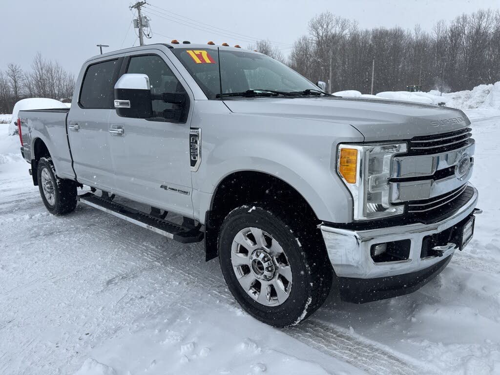 2017 Ford F-350 Super Duty Lariat Crew Cab 4WD