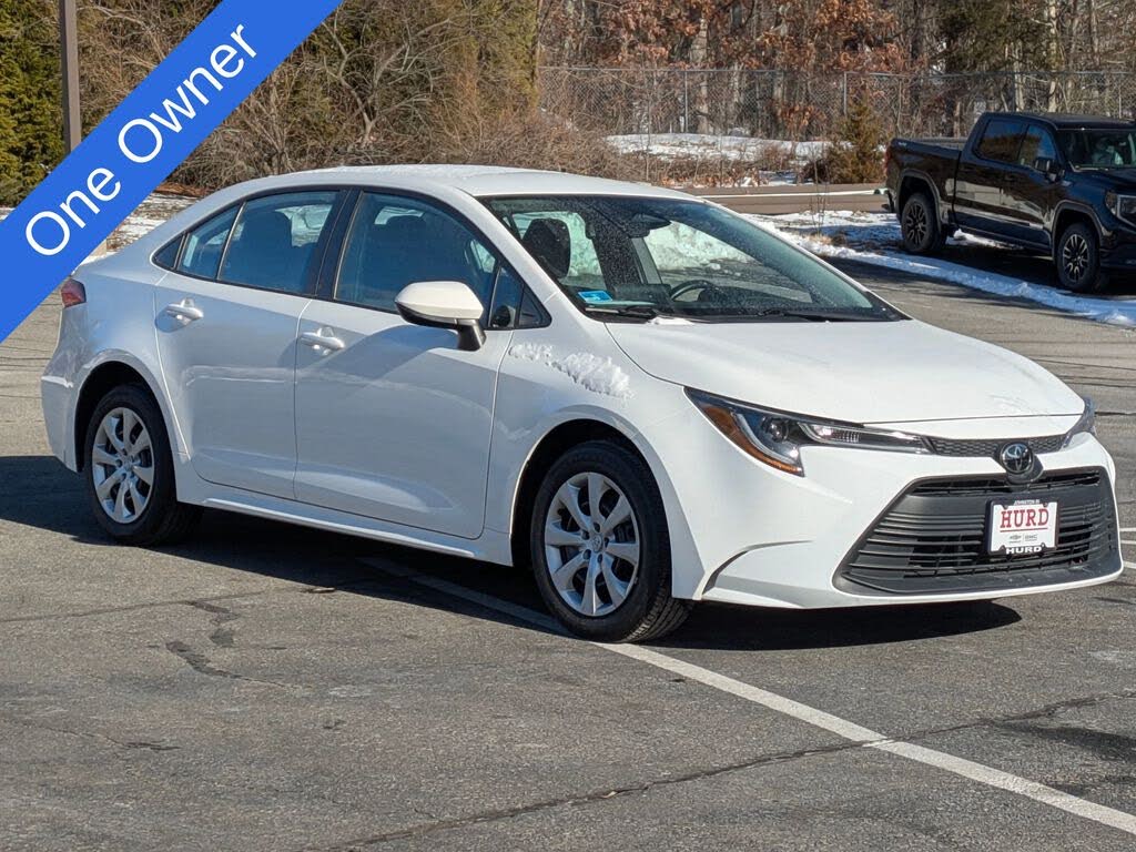 2024 Toyota Corolla LE FWD