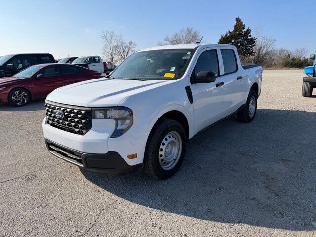 2025 Ford Maverick XL SuperCrew FWD