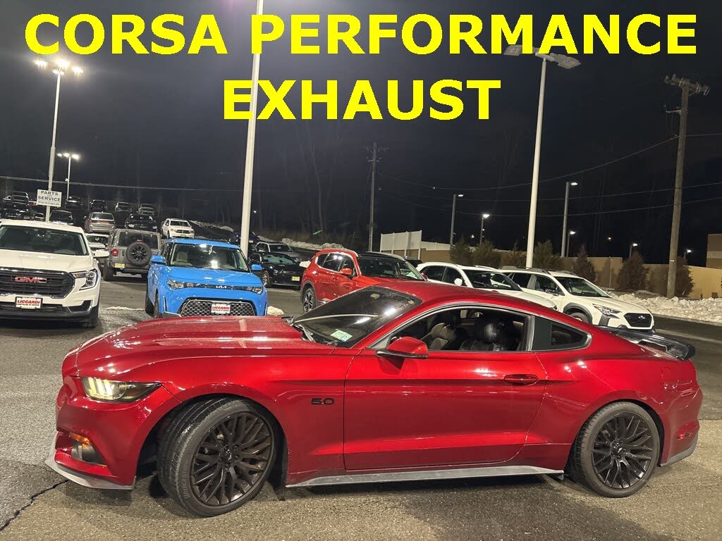 2016 Ford Mustang GT Premium Coupe RWD