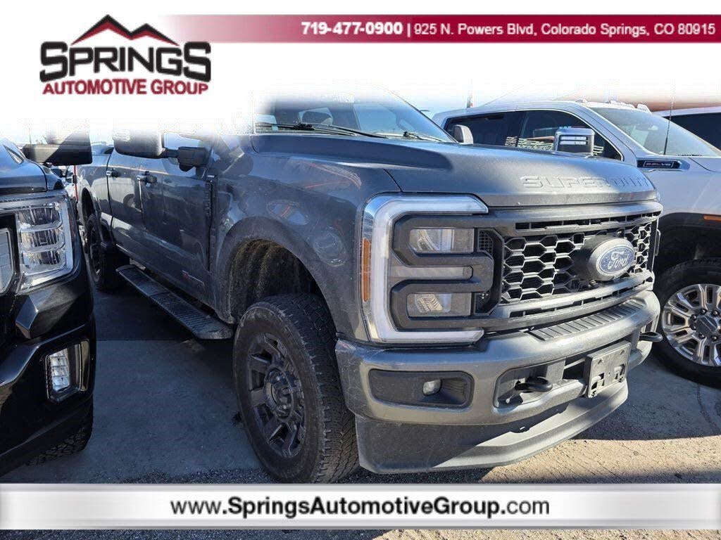 2023 Ford F-350 Super Duty Lariat Crew Cab 4WD