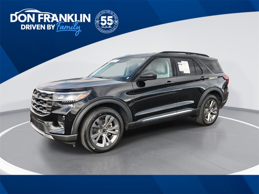 2025 Ford Explorer Active AWD