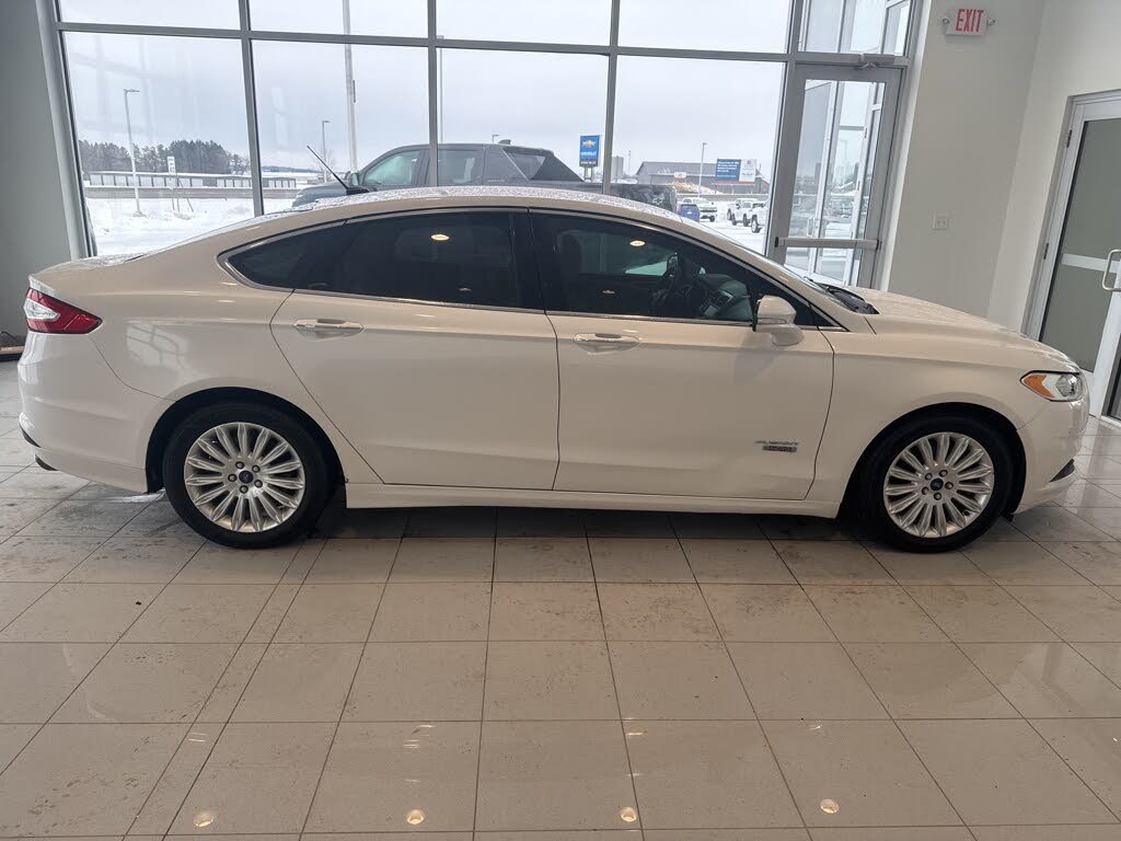 2016 Ford Fusion Energi SE Luxury