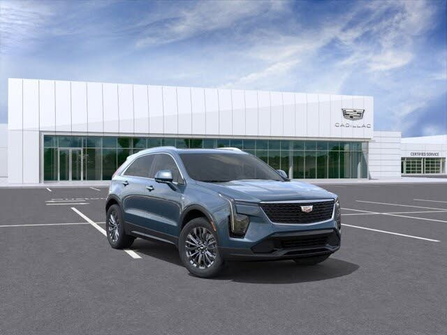 2025 Cadillac XT4 Premium Luxury FWD