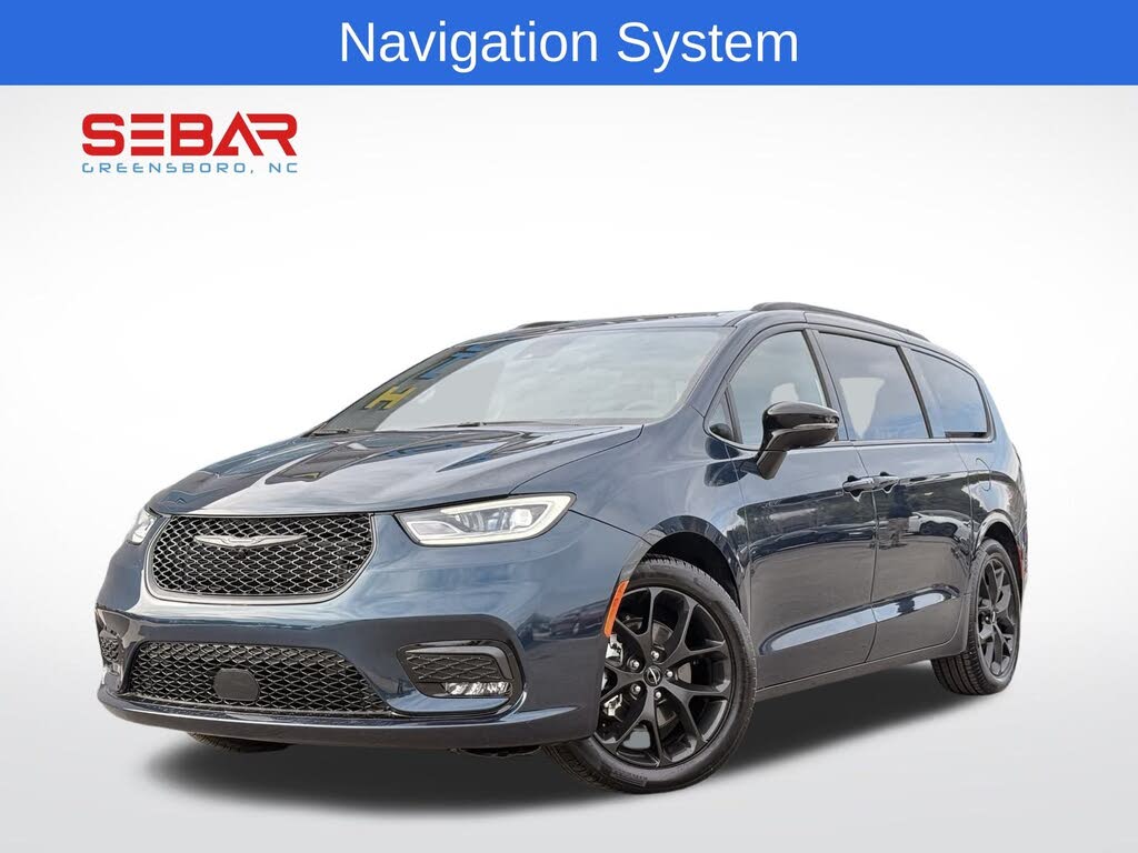 2025 Chrysler Pacifica Limited FWD