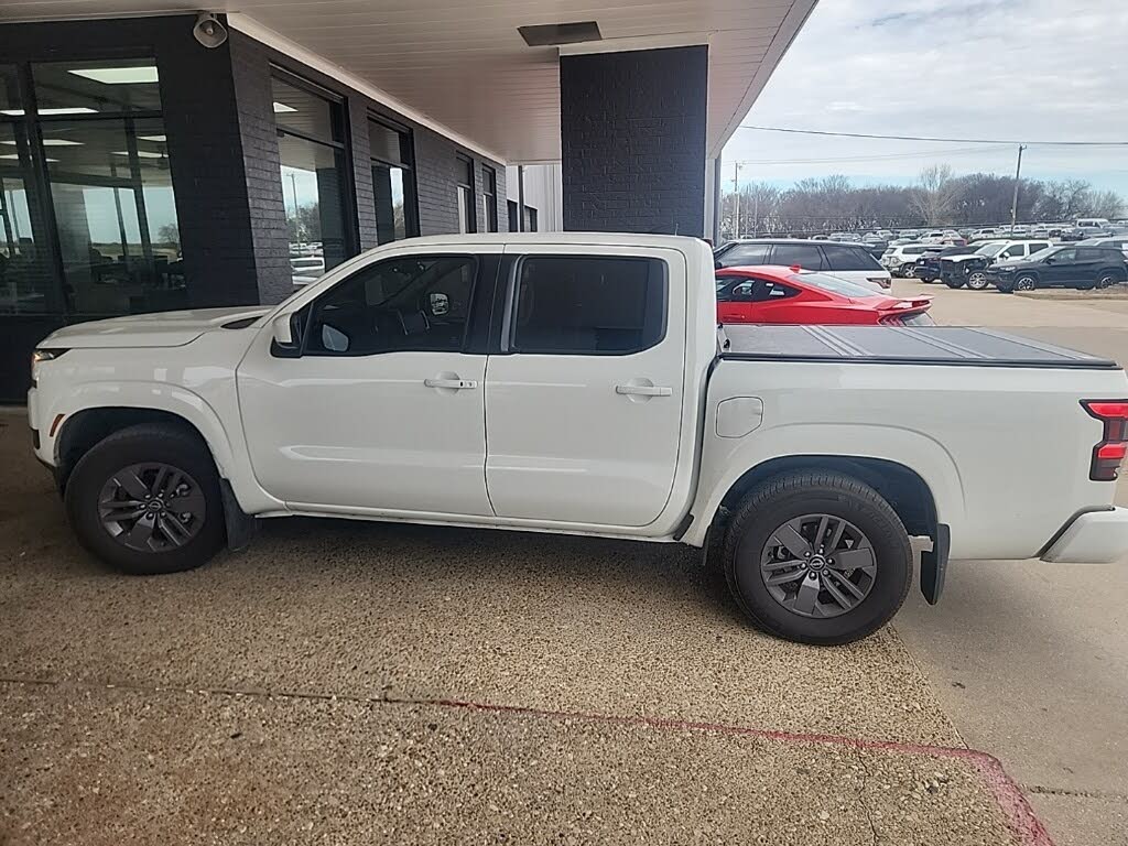 2025 Nissan Frontier SV Crew Cab RWD