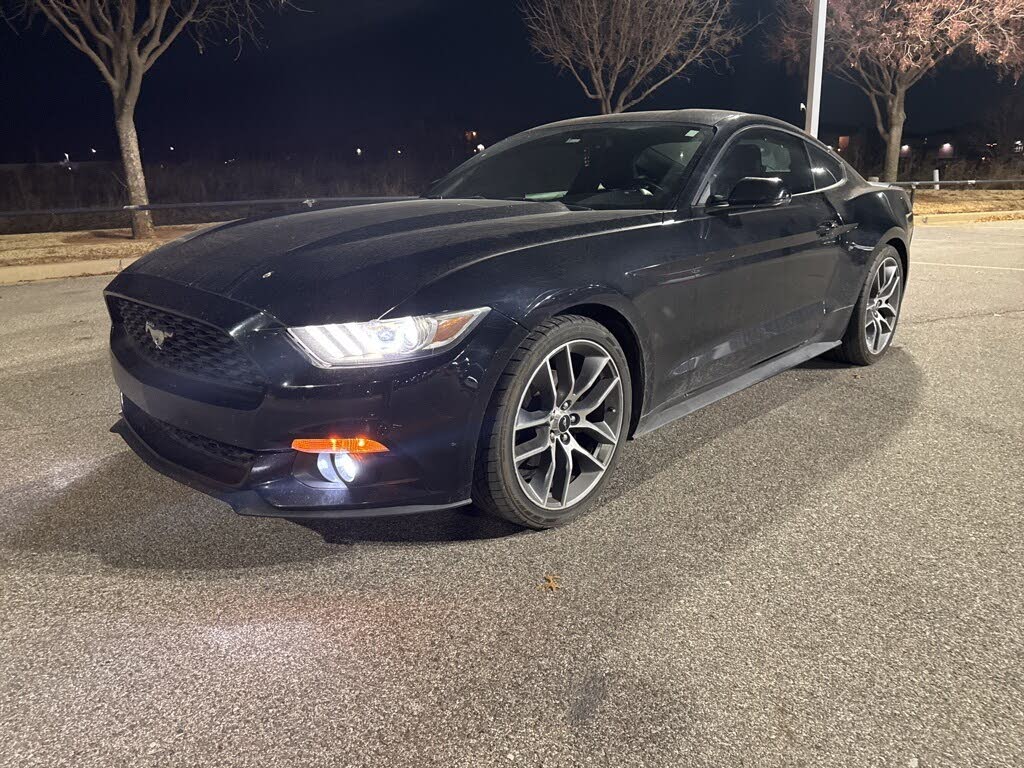 2017 Ford Mustang EcoBoost Premium Coupe RWD