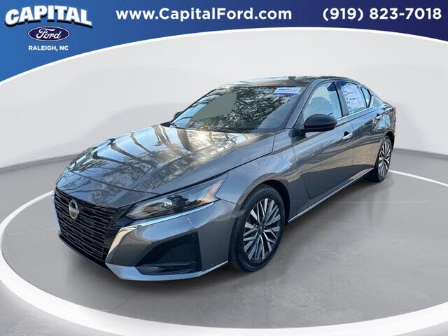 2024 Nissan Altima 2.5 SV FWD