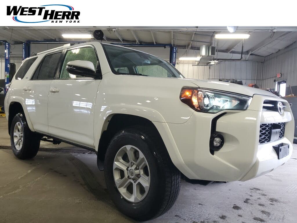 2024 Toyota 4Runner SR5 Premium 4WD