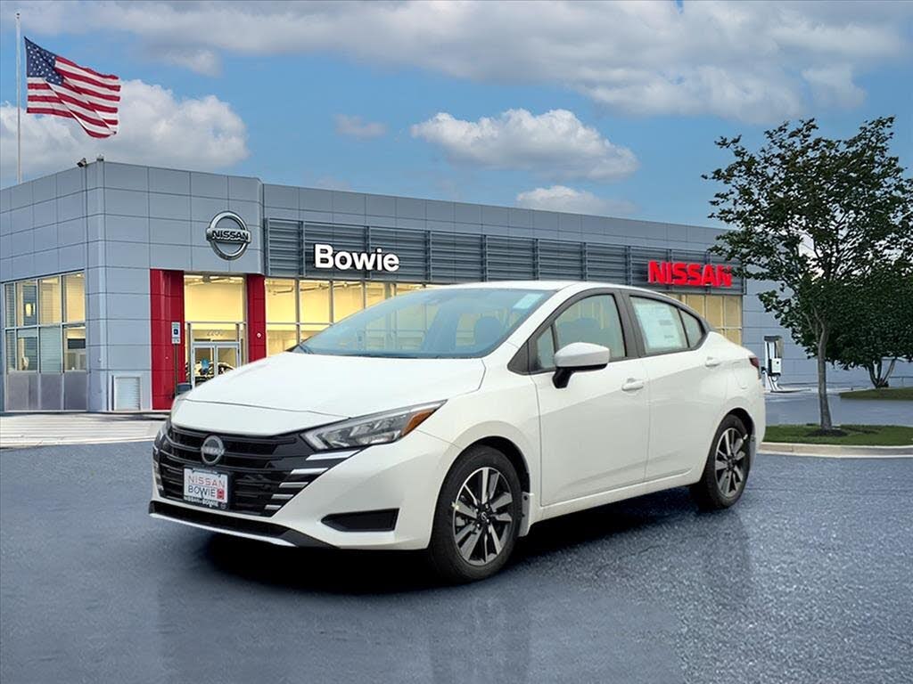 2025 Nissan Versa SV FWD