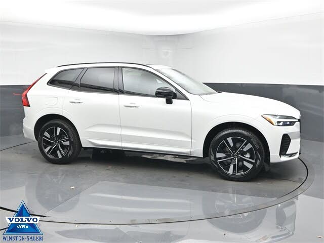 2026 Volvo XC60 B5 Core AWD