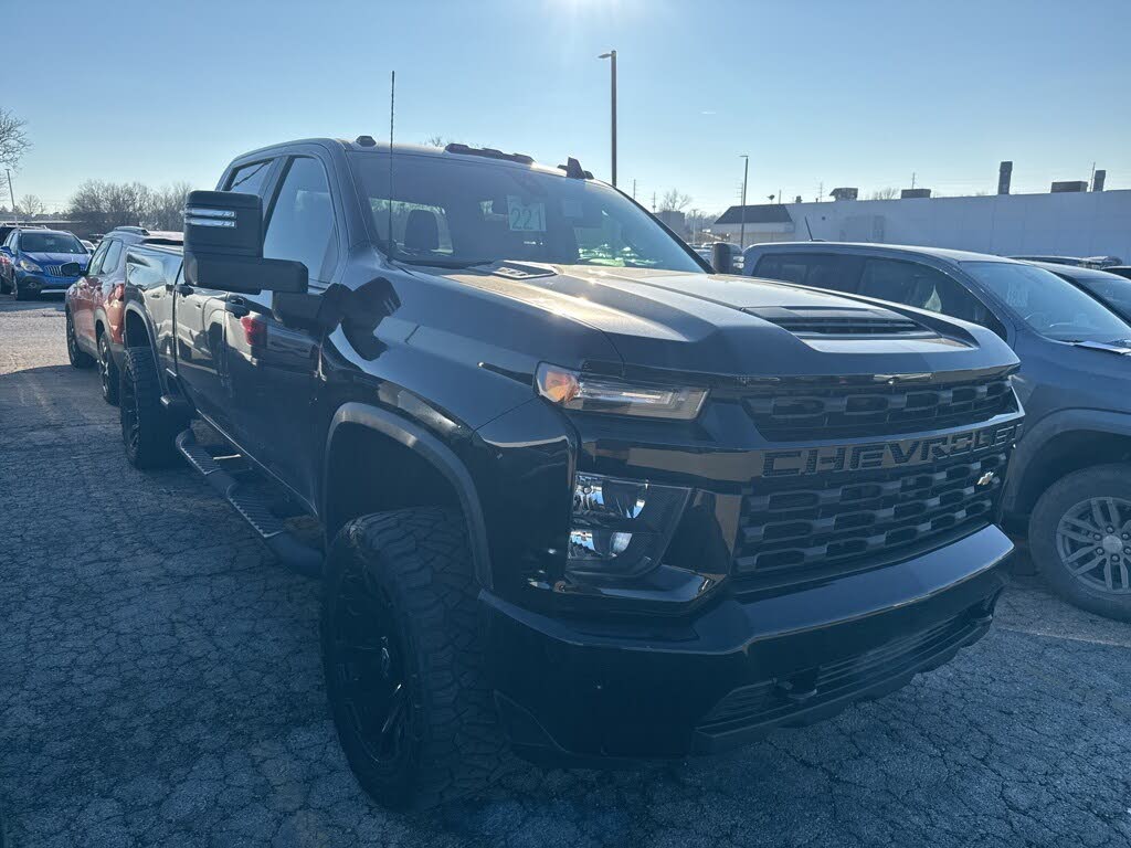 2022 Chevrolet Silverado 2500HD Custom Crew Cab 4WD