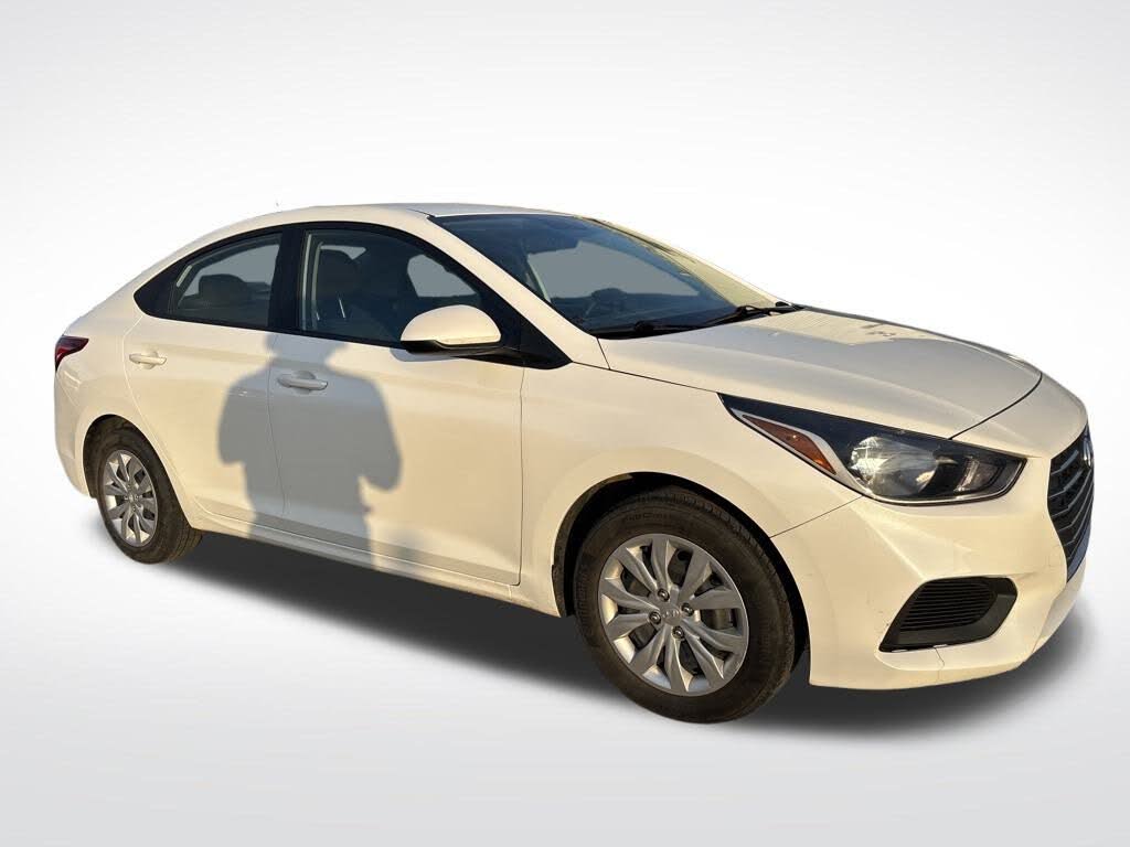 2022 Hyundai Accent SE FWD