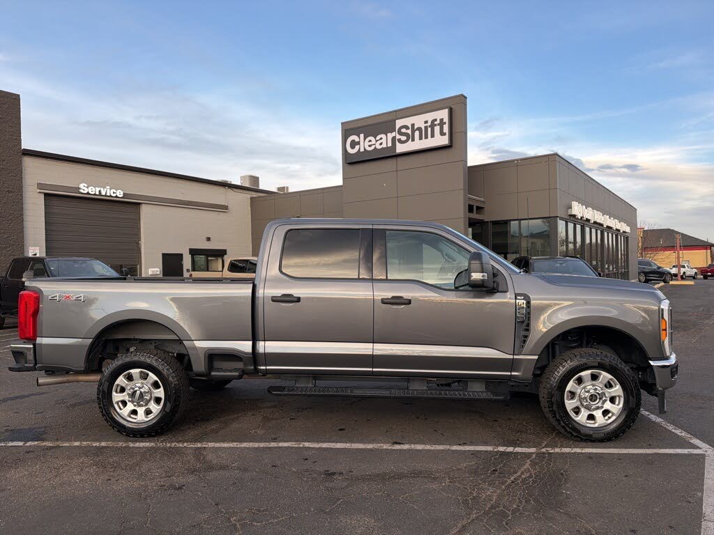 2024 Ford F-250 Super Duty XLT SuperCab 4WD