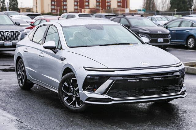 2025 Hyundai Sonata SEL FWD