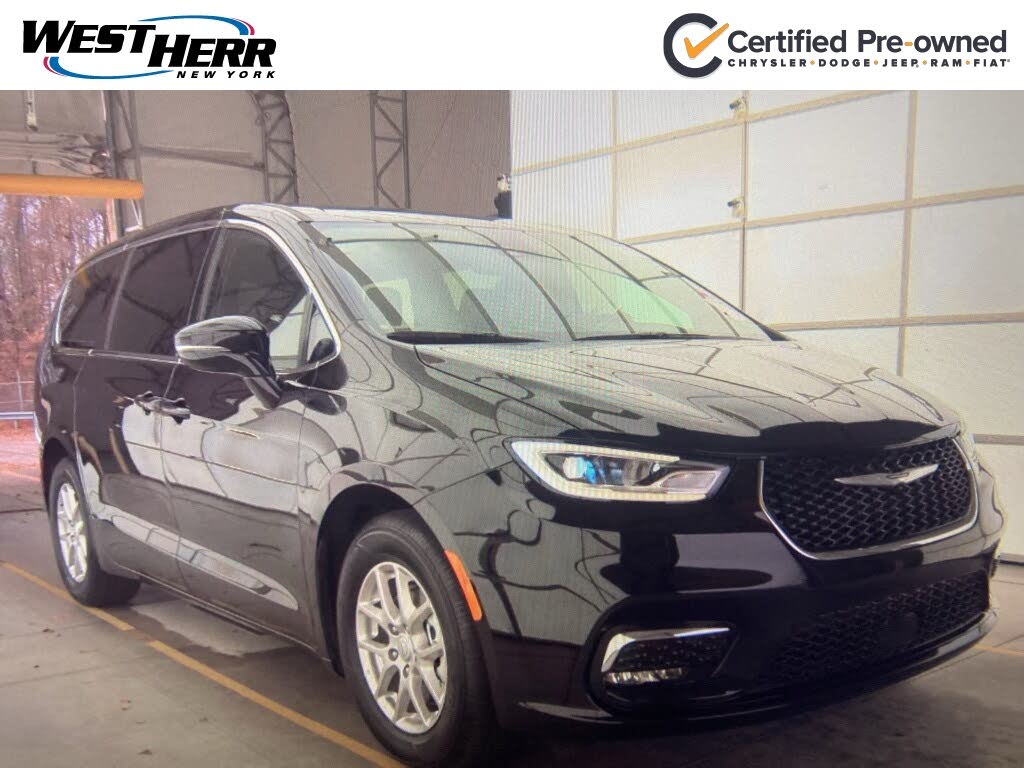 2026 Chrysler Pacifica Select FWD