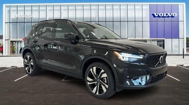 2026 Volvo XC40 B5 Ultra AWD