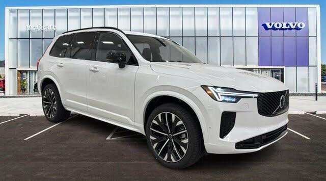 2026 Volvo XC90 B6 Ultra Dark 7-Passenger AWD