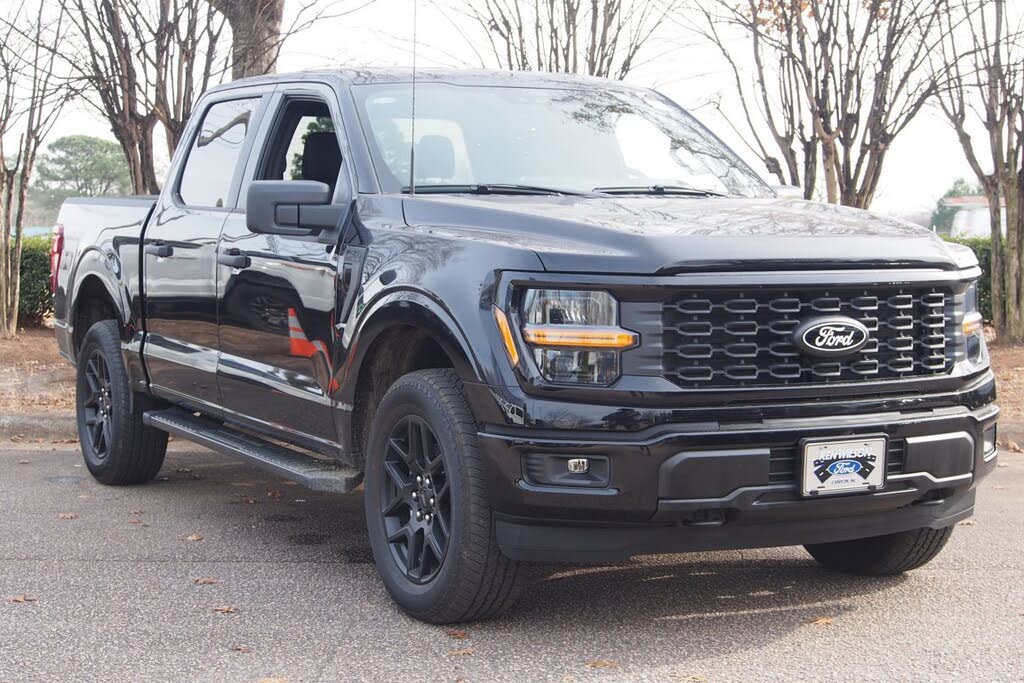 2025 Ford F-150 STX 4dr SuperCrew 4WD