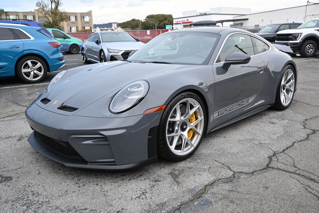 2026 Porsche 911 GT3 Touring Coupe RWD