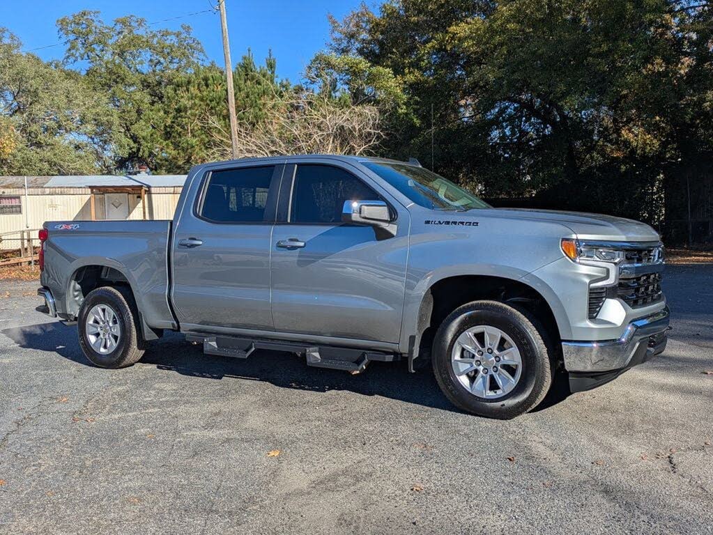 2024 Chevrolet Silverado 1500 LT Crew Cab 4WD