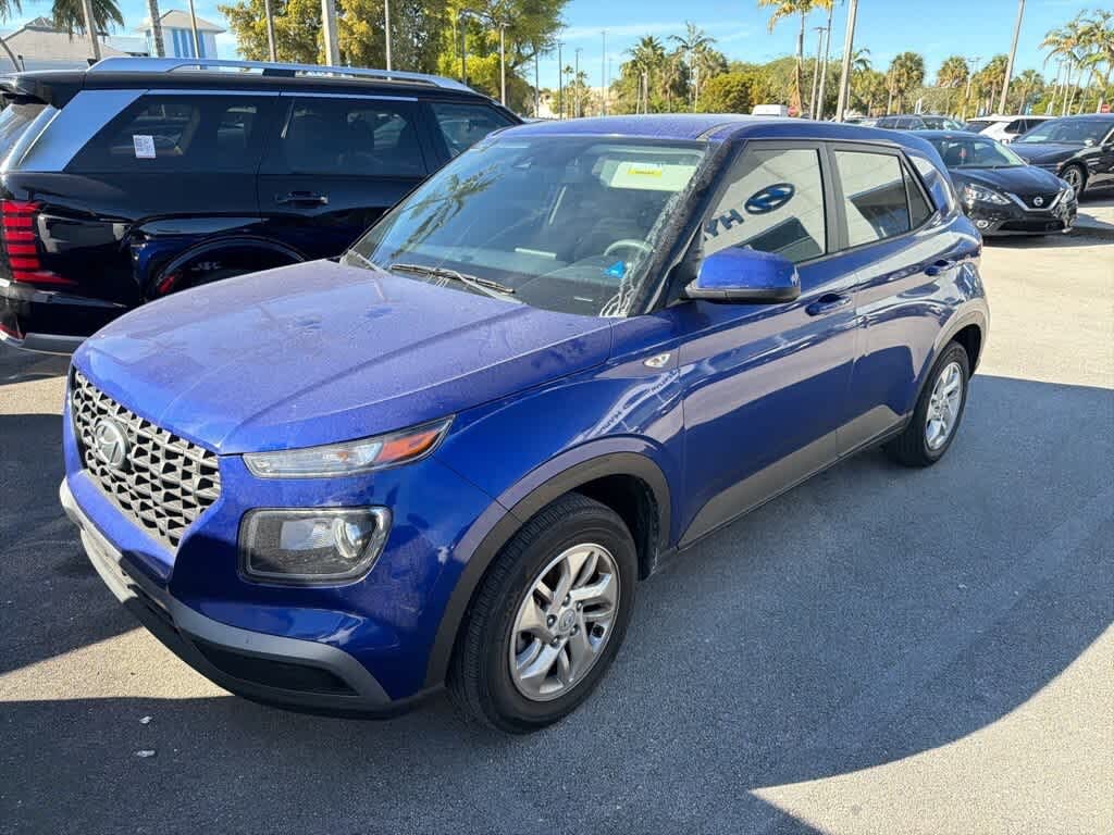 2022 Hyundai Venue SE FWD