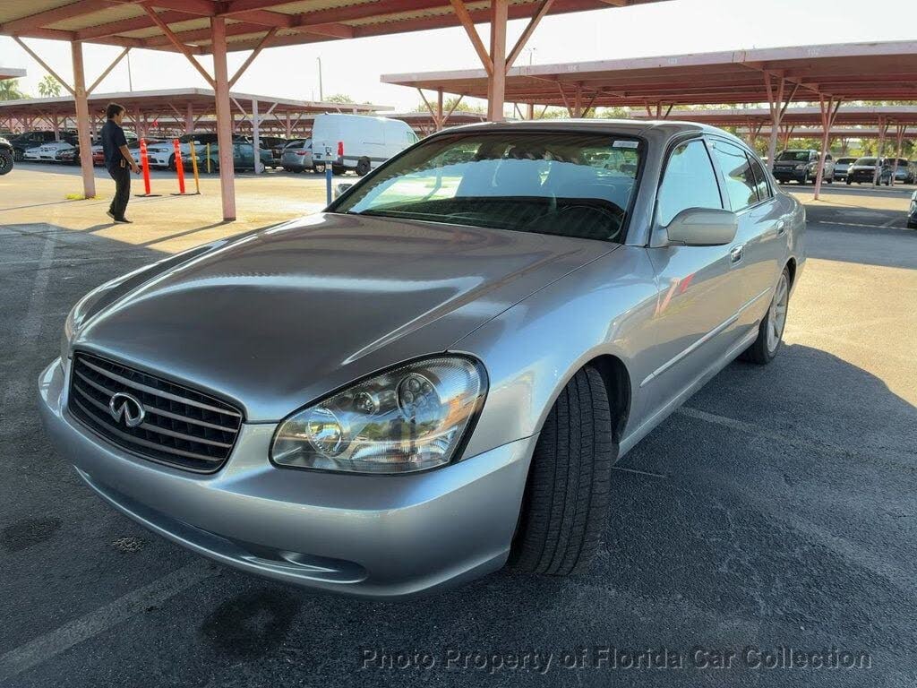 2002 INFINITI Q45 Luxury RWD