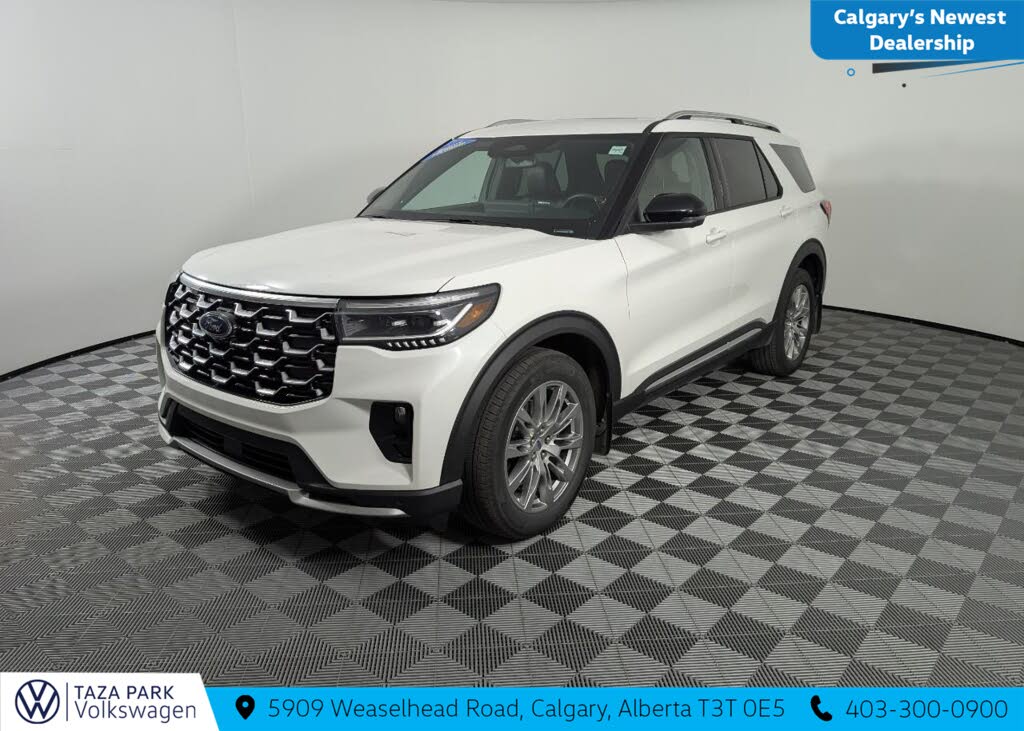 Ford Explorer Platinum AWD 2025