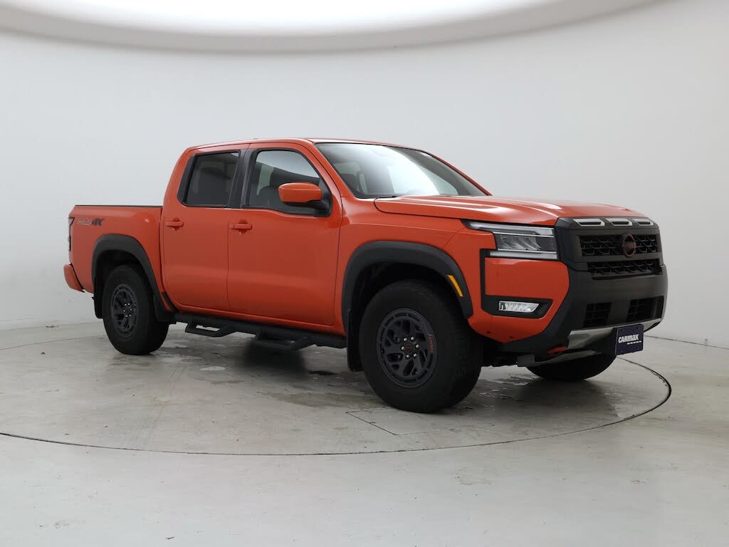 2025 Nissan Frontier PRO-4X Crew Cab 4WD