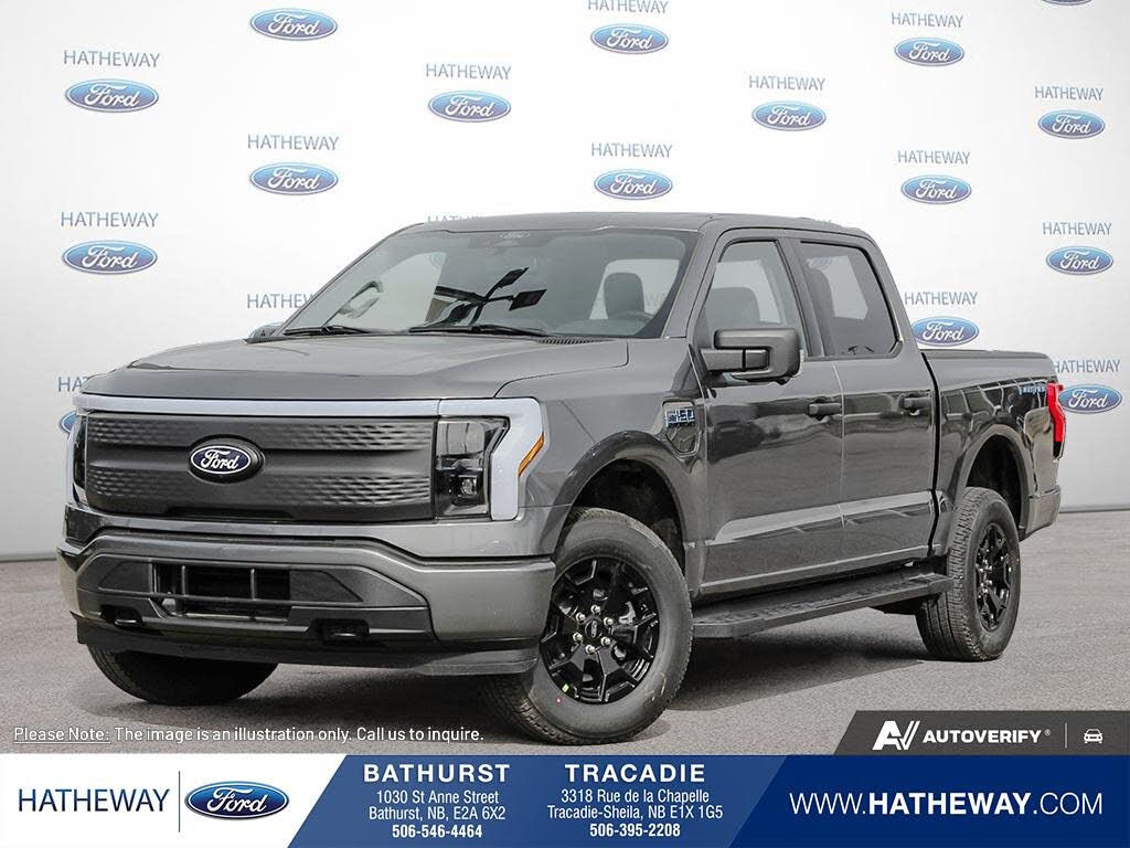 Ford F-150 Lightning XLT SuperCrew AWD 2025