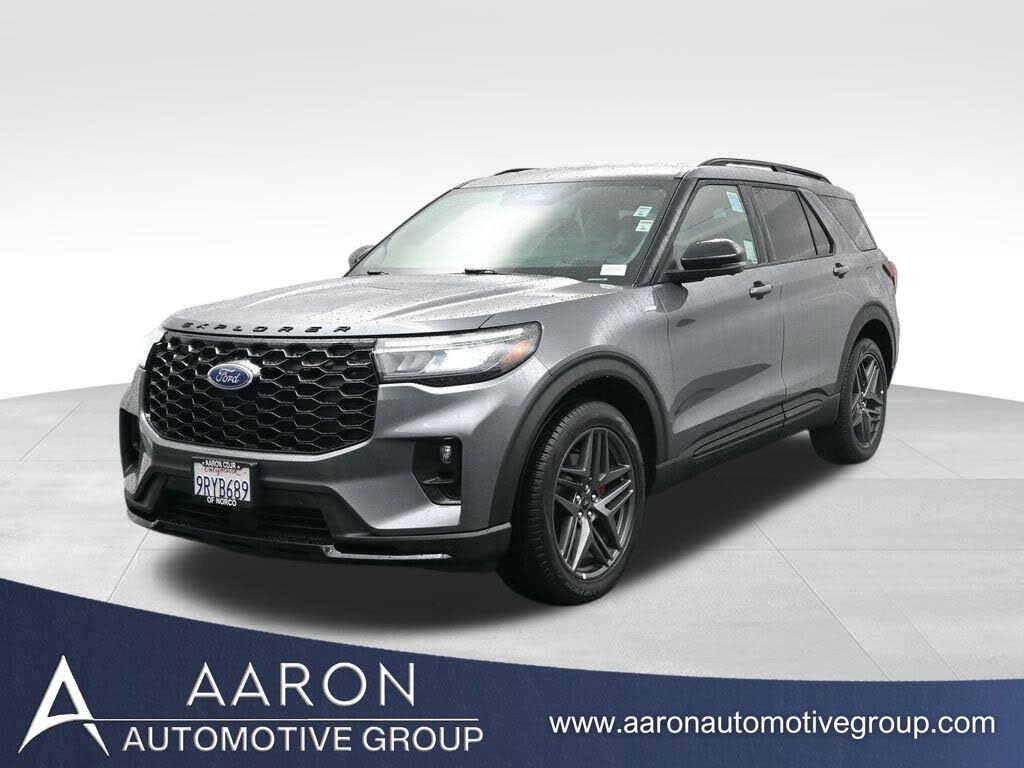 2025 Ford Explorer ST-Line AWD