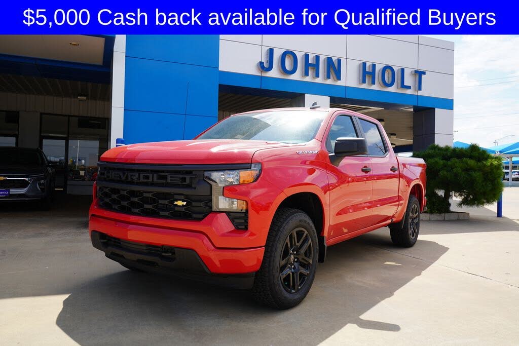 2026 Chevrolet Silverado 1500 Custom Crew Cab 4WD