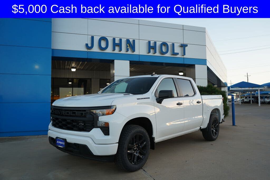 2026 Chevrolet Silverado 1500 Custom Crew Cab 4WD