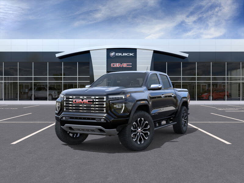 GMC Canyon Denali Crew Cab 4WD 2026