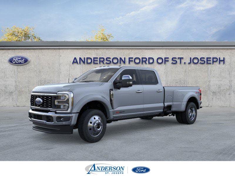 2026 Ford F-450 Super Duty Lariat Crew Cab LB DRW 4WD