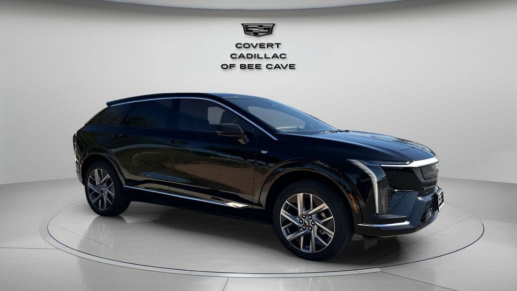 2026 Cadillac OPTIQ Luxury AWD