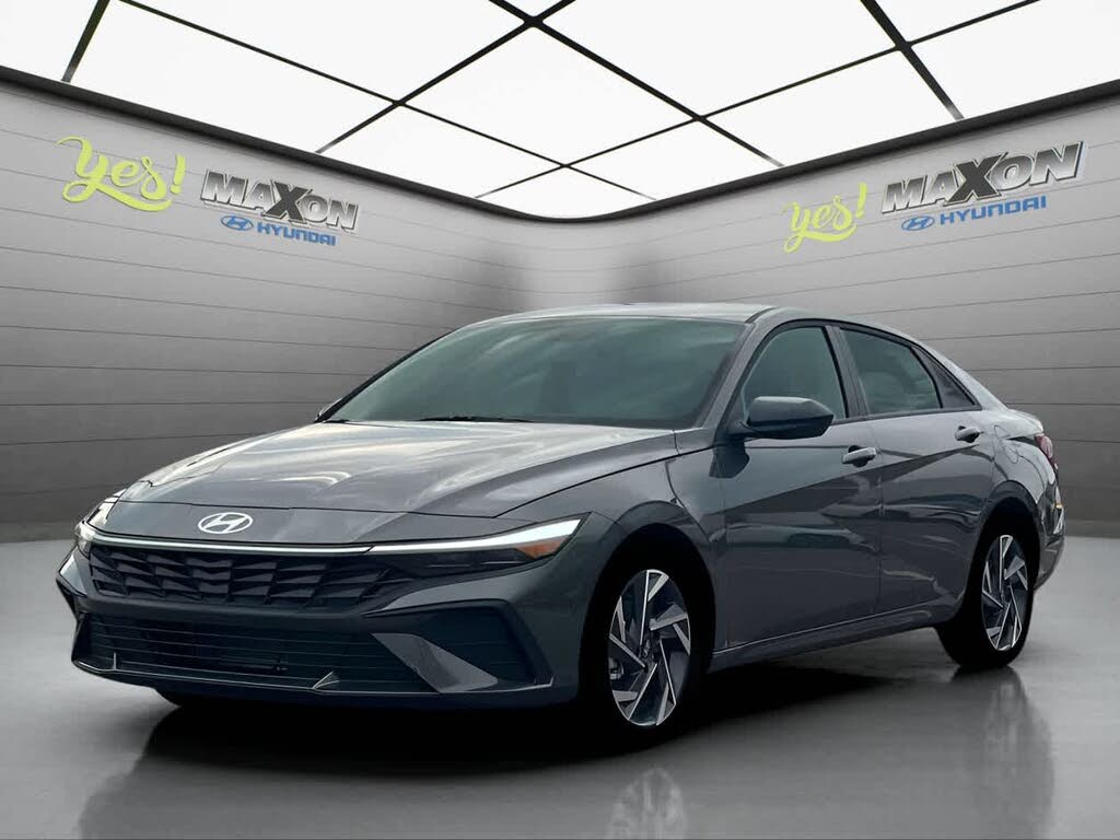 2025 Hyundai Elantra SEL Sport FWD