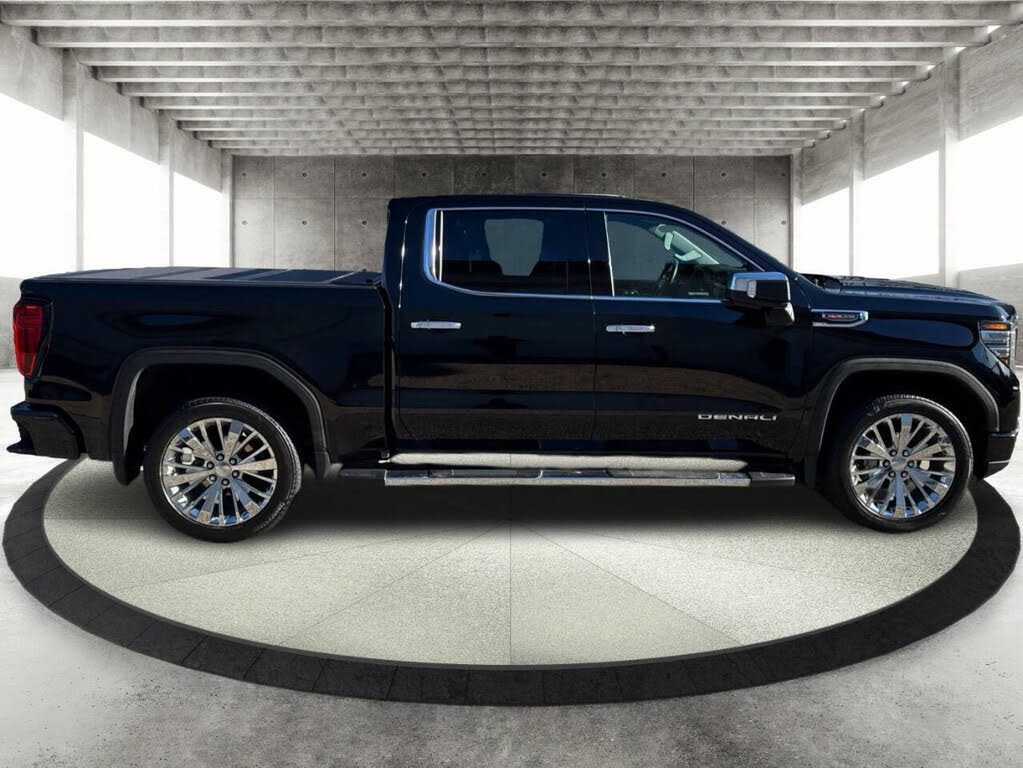 2023 GMC Sierra 1500 Denali Crew Cab 4WD