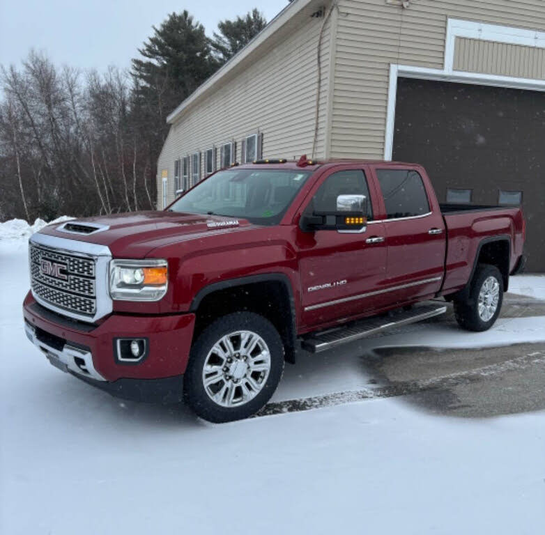 2018 GMC Sierra 2500HD Denali Crew Cab SB 4WD
