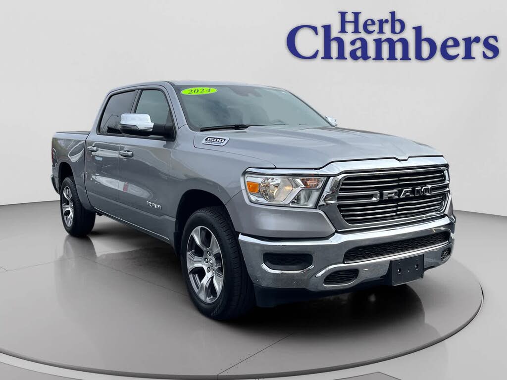 2024 RAM 1500 Laramie Crew Cab 4WD