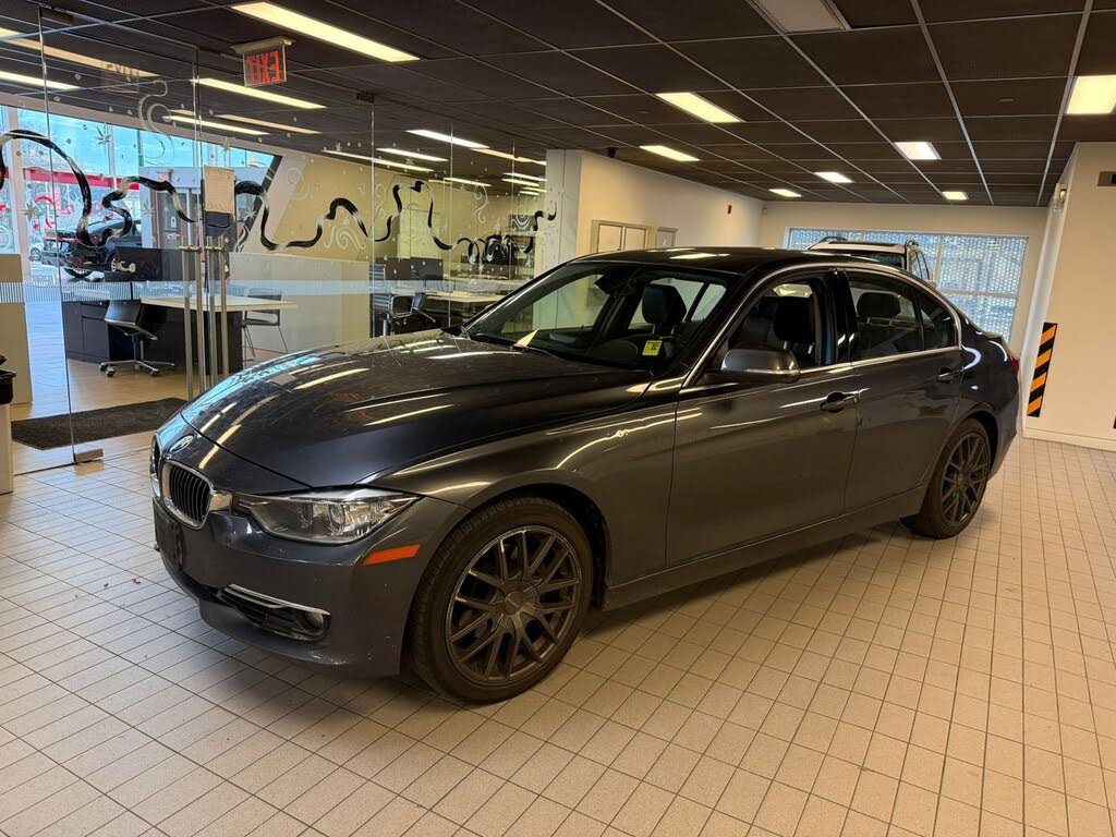 2014 BMW 3 Series 328i xDrive Sedan AWD